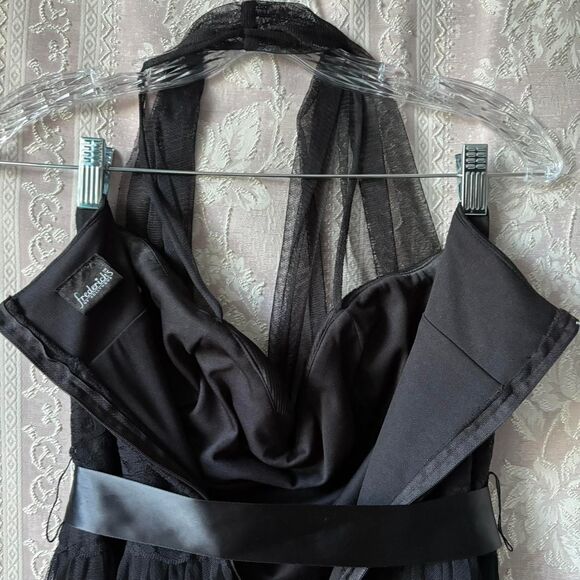 Frederick's of Hollywood Women's Vintage Glamorous Black Halter Dress - Picture 6 of 8